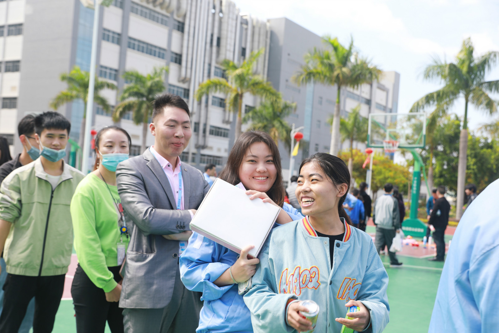 就地过年，年味不减—我在JBO官网挺好的